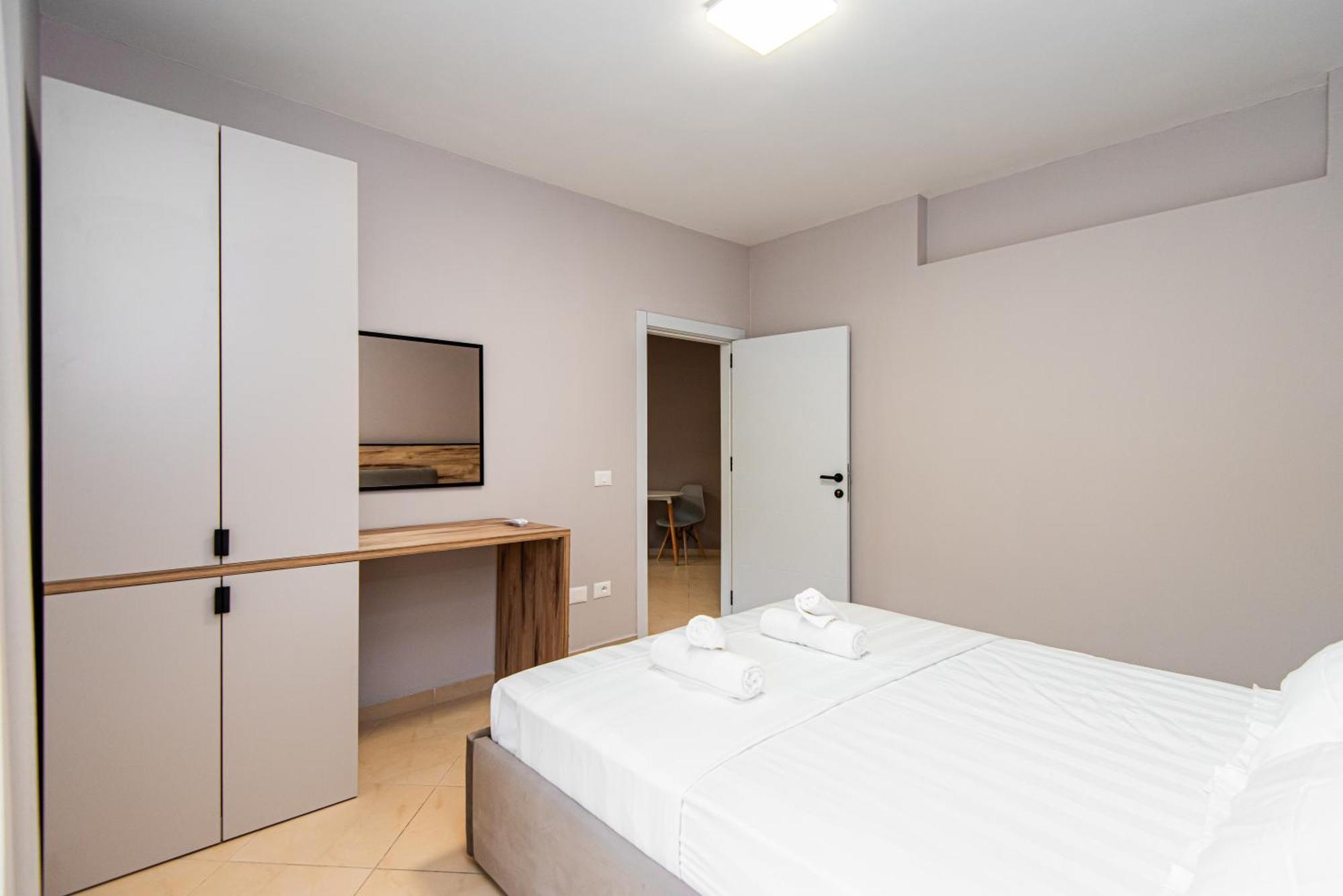 Aparthotel Eda Durrës Buitenkant foto