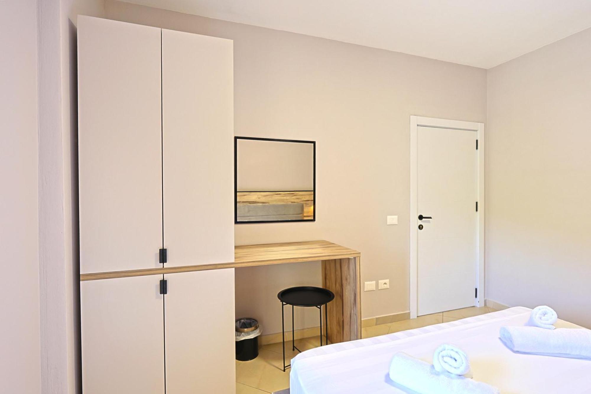 Aparthotel Eda Durrës Buitenkant foto